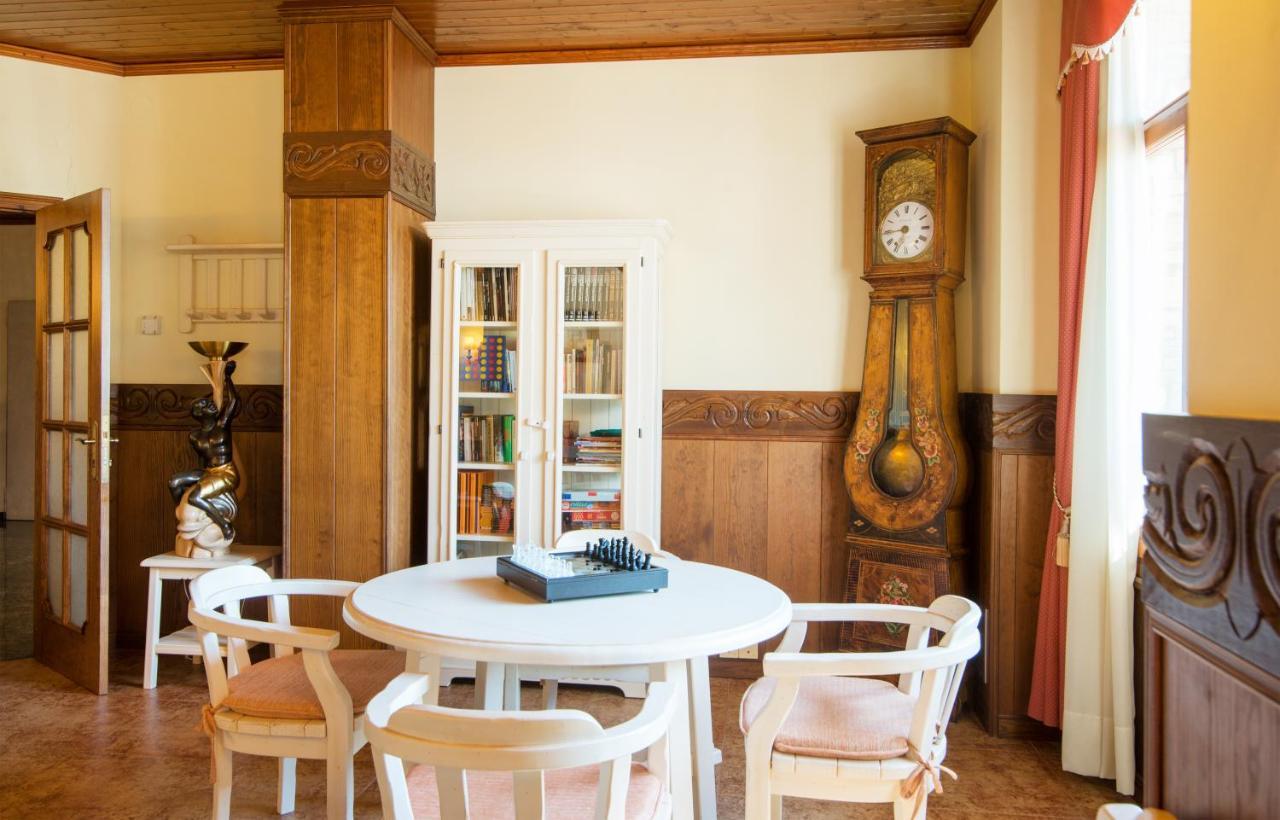 Hotel Restaurant Cal Petit Oliana Extérieur photo